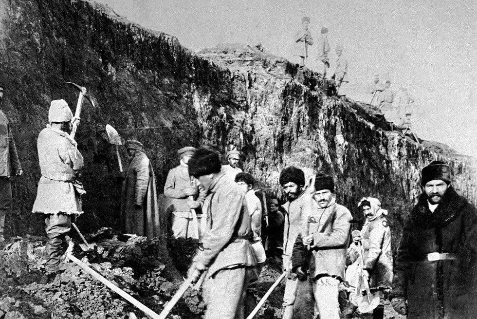 А.С. Пушкин «Во глубине сибирских руд» полный анализ стихотворения