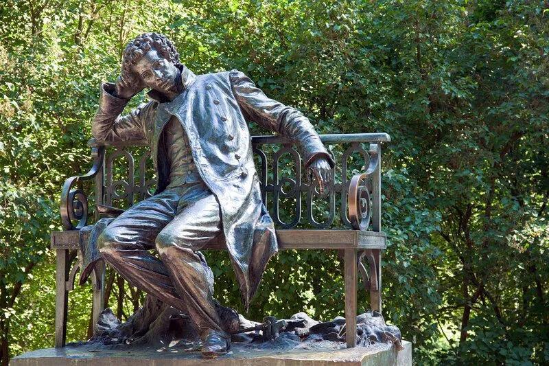 Полный анализ стихотворения «Я памятник себе воздвиг» (А.С. Пушкин)