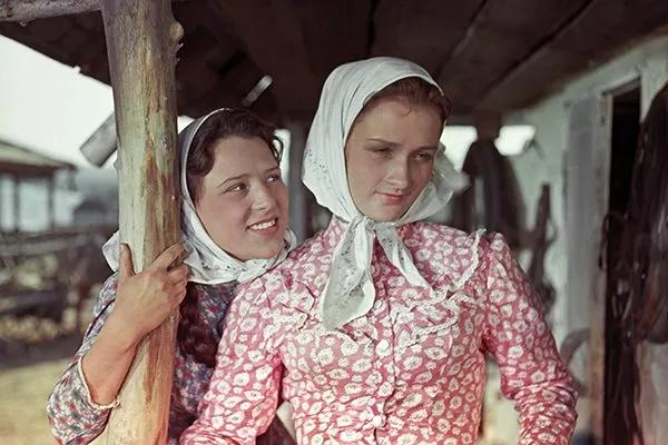 Сочинение: «Судьбы казачек в романе «Тихий Дон» (М.А. Шолохов)»